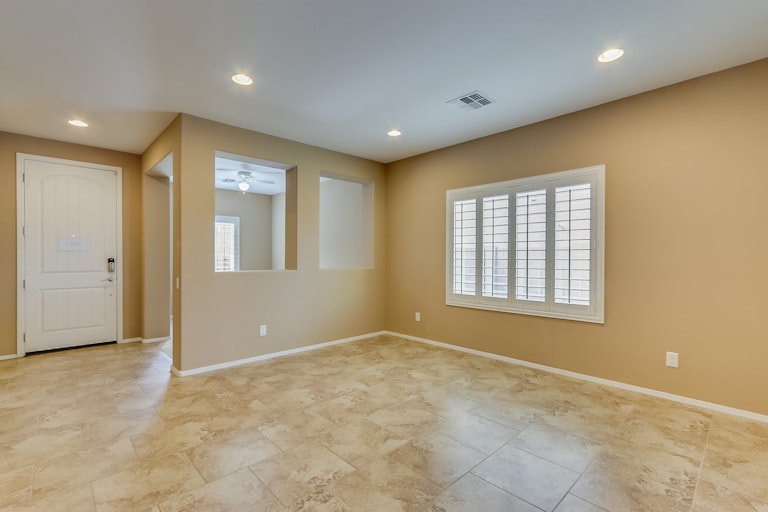 Photo 12 of 37 - 3006 E Maplewood St, Gilbert, AZ 85297