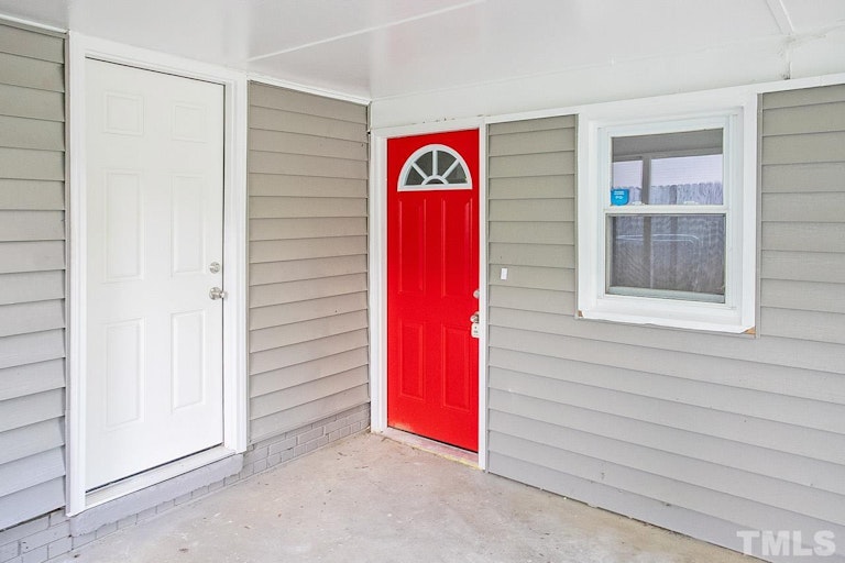 Photo 22 of 30 - 713 Friar Tuck Rd, Raleigh, NC 27610
