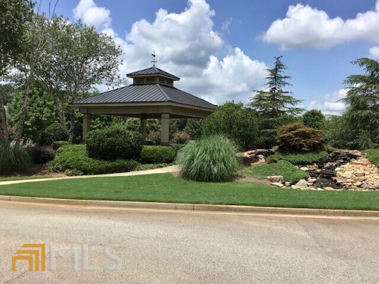 Photo 19 of 28 - 209 Monica Ct, McDonough, GA 30253