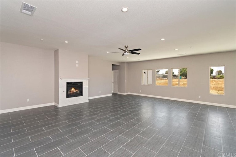 Photo 19 of 42 - 4974 Beatty Dr, Riverside, CA 92504