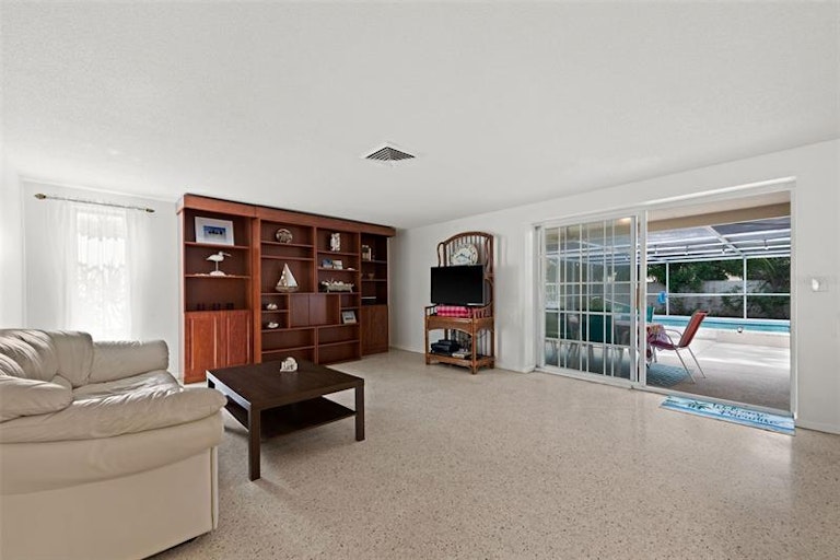 Photo 14 of 41 - 2331 Terry Ln, Sarasota, FL 34231