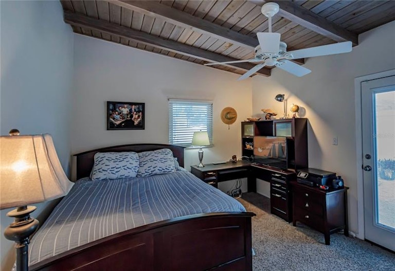 Photo 21 of 35 - 817 Harbor Dr S, Venice, FL 34285