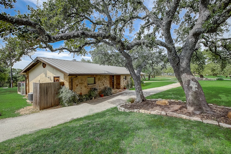 Photo 52 of 60 - 915 Lauder Dr, Spicewood, TX 78669