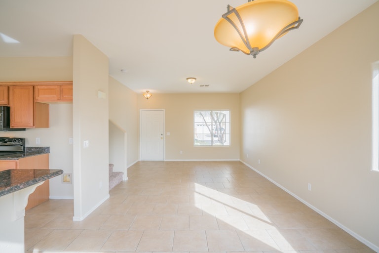 Photo 7 of 19 - 13207 W Crocus Dr, Surprise, AZ 85379