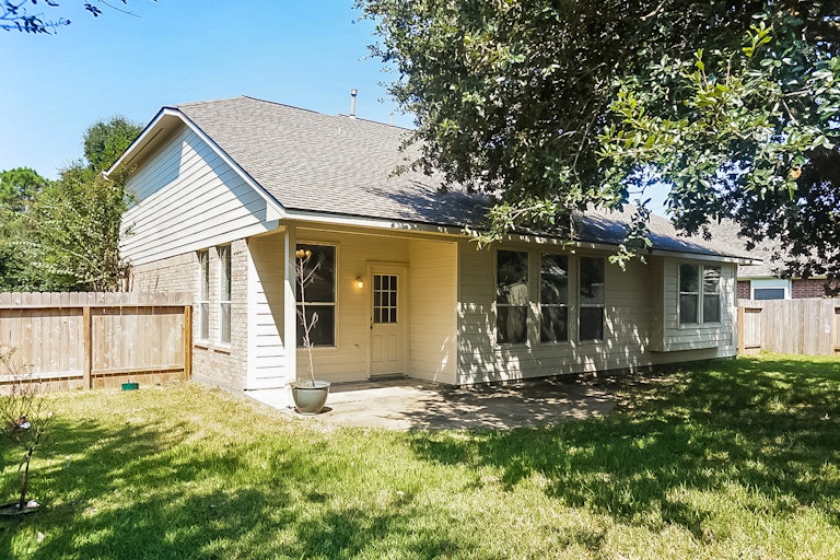 Photo 27 of 27 - 8910 Aberdeen Park Dr, Houston, TX 77095