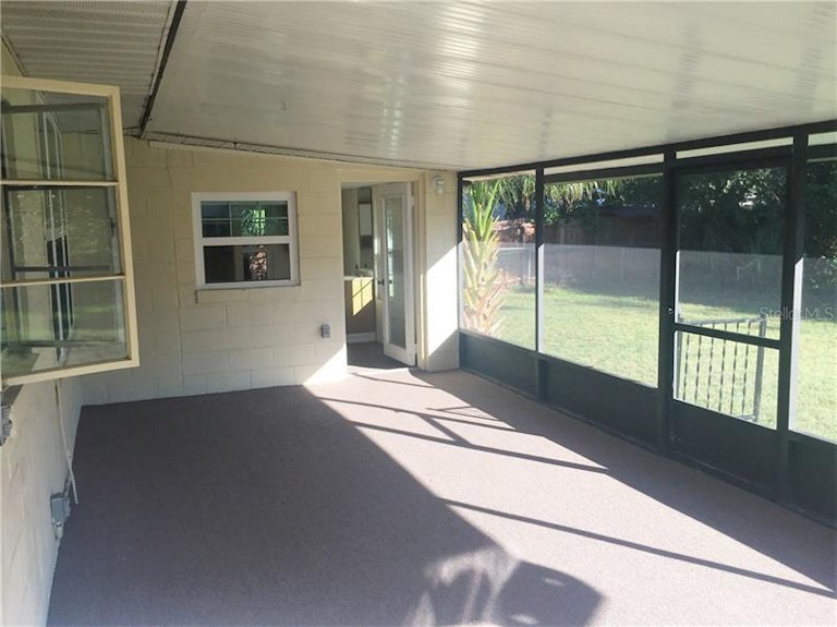 Photo 16 of 18 - 17 Palmetto Dr, Debary, FL 32713