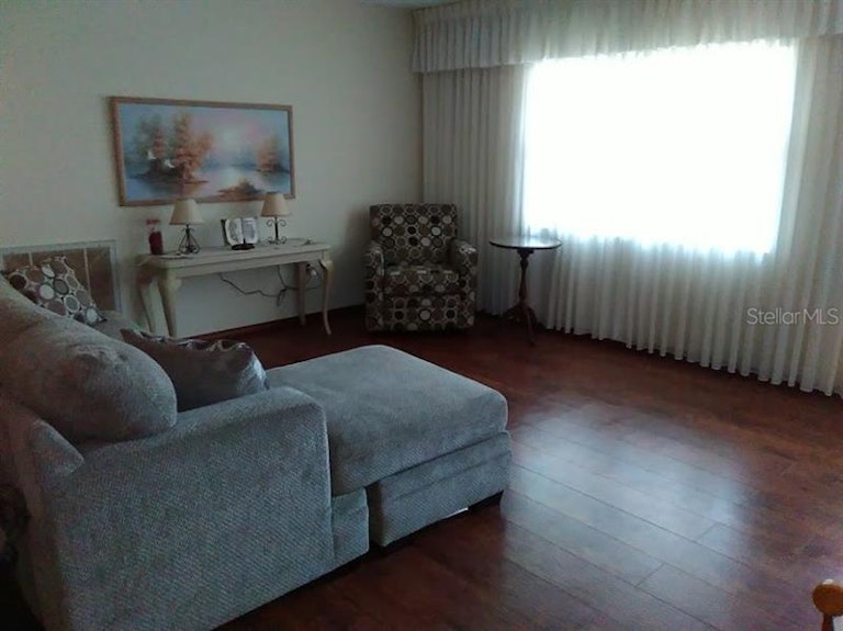 Photo 3 of 18 - 8615 Zane Ln, Port Richey, FL 34668