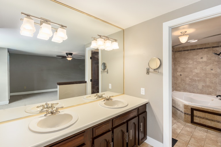 Photo 10 of 19 - 8015 Flower Ct, Arvada, CO 80005