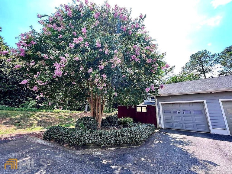 Photo 21 of 24 - 4998 Meadow Ln, Marietta, GA 30068