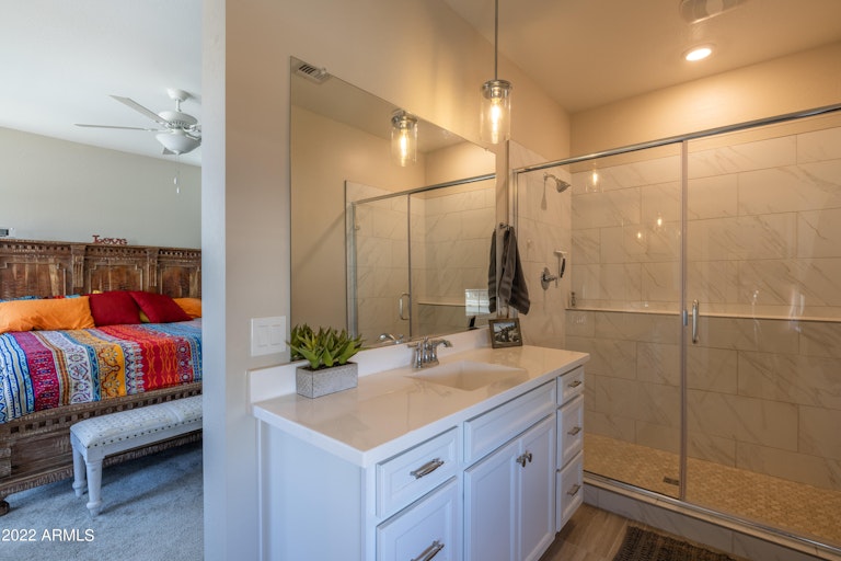 Photo 15 of 29 - 1553 E Megan St, Gilbert, AZ 85295