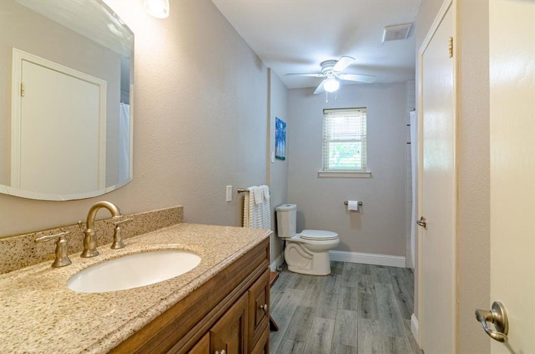 Photo 22 of 37 - 17312 Fm 2755, Lavon, TX 75166