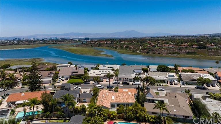 Photo 25 of 26 - 1945 Santiago Dr, Newport Beach, CA 92660