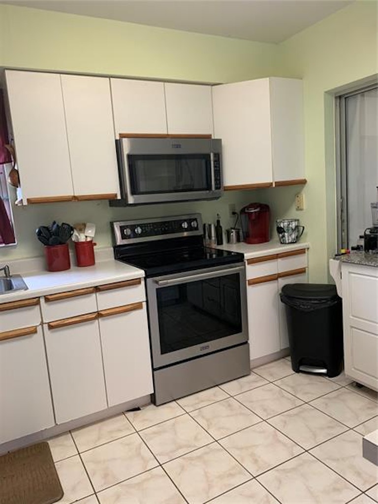 Photo 31 of 35 - 1618 Whithorn Pl, Palm Harbor, FL 34684