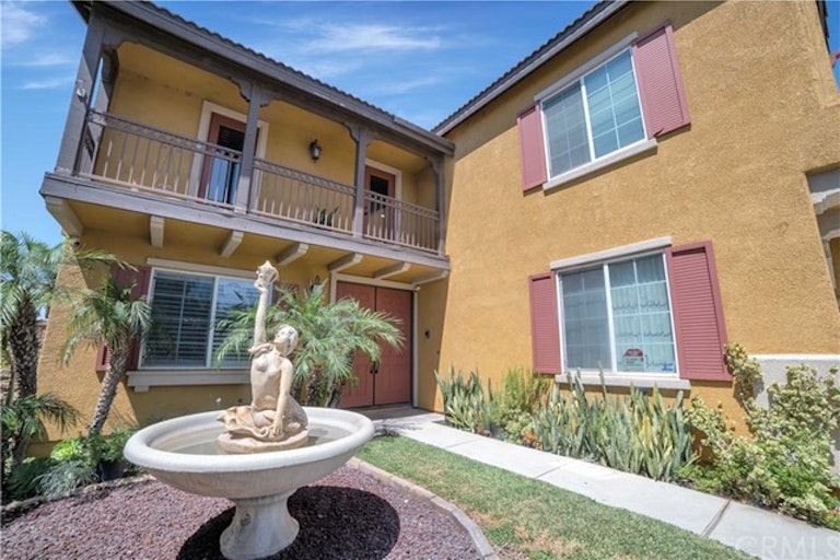 Photo 3 of 50 - 7491 Spindlewood Dr, Eastvale, CA 92880