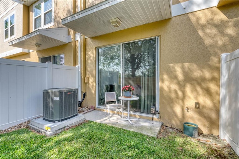 Photo 24 of 31 - 14308 Desert Haven St #3903, Windermere, FL 34786