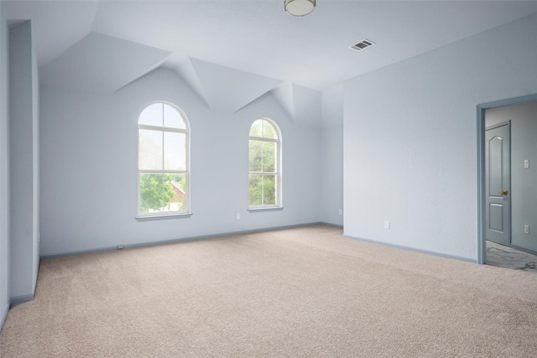 Photo 11 of 35 - 3618 Eagles Nest St, Round Rock, TX 78665