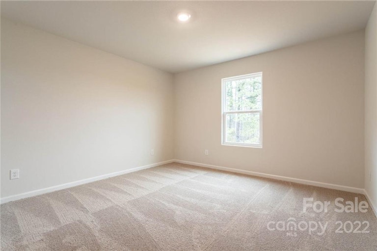 Photo 15 of 19 - 9401 Creedmore Hills Dr, Charlotte, NC 28214