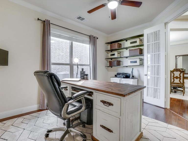 Photo 5 of 40 - 1412 9th St, Argyle, TX 76226