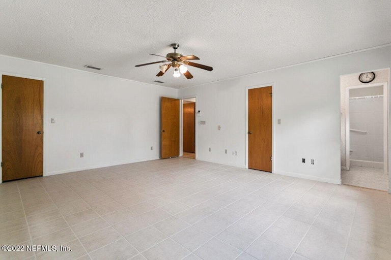 Photo 26 of 55 - 50 Harmony Hall Rd, Middleburg, FL 32068