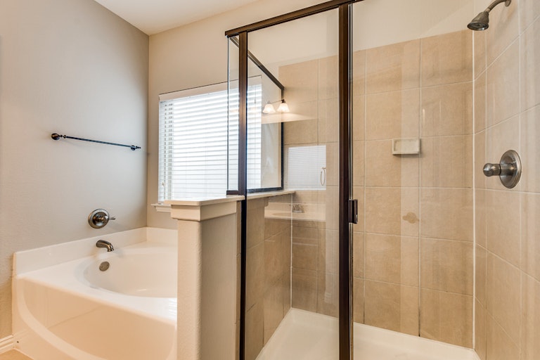 Photo 26 of 48 - 13018 Ambrose Dr, Frisco, TX 75035