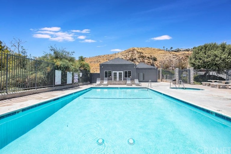Photo 22 of 22 - 18209 Sierra Hwy #31, Canyon Country, CA 91351