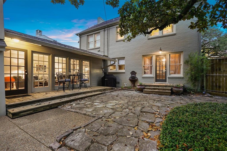 Photo 40 of 49 - 2203 University Blvd, Houston, TX 77030