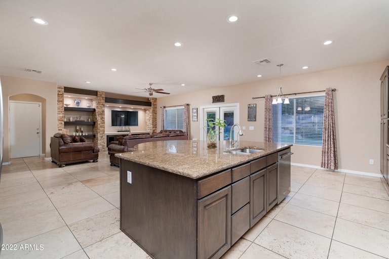 Photo 11 of 61 - 7284 W Avenida Del Sol, Peoria, AZ 85383