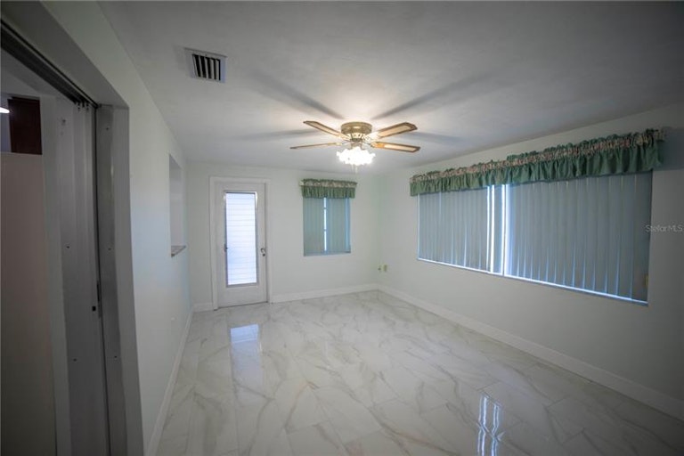Photo 33 of 72 - 5121 Dove Dr, New Port Richey, FL 34652
