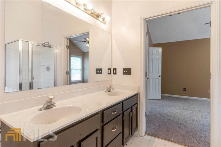 Photo 15 of 18 - 1215 Carlysle Park Dr, Lawrenceville, GA 30044