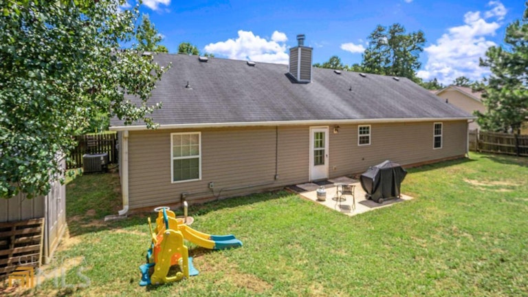 Photo 31 of 33 - 6732 Dorsett Shoals Rd, Douglasville, GA 30135
