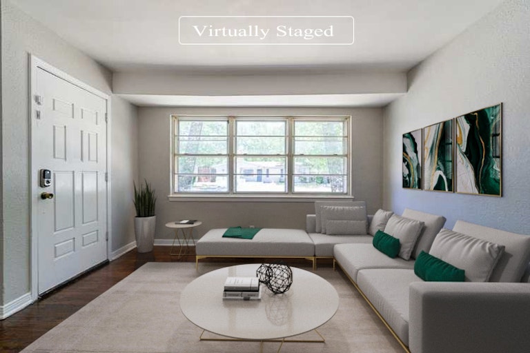 Photo 2 of 25 - 11740 Fernald Ave, Dallas, TX 75218