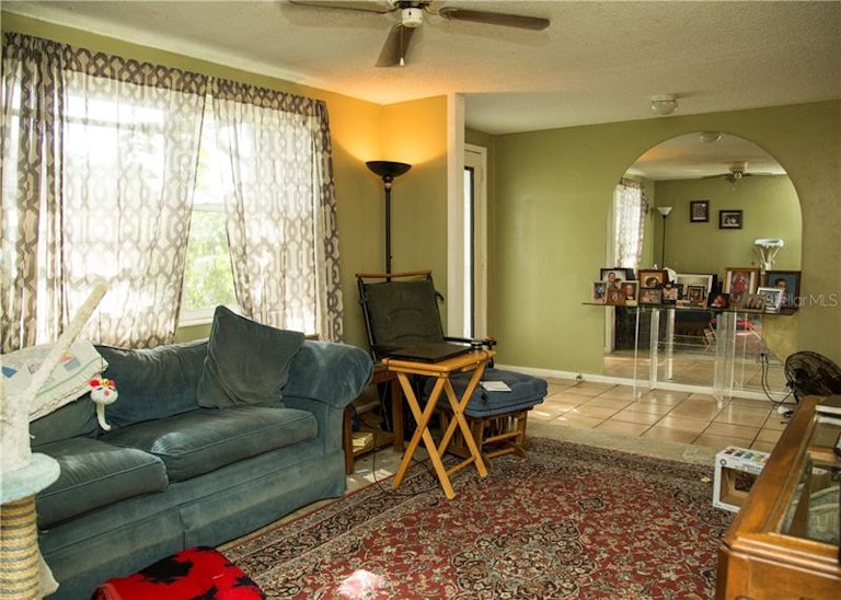 Photo 7 of 11 - 2245 Chatlin Rd, Holiday, FL 34691