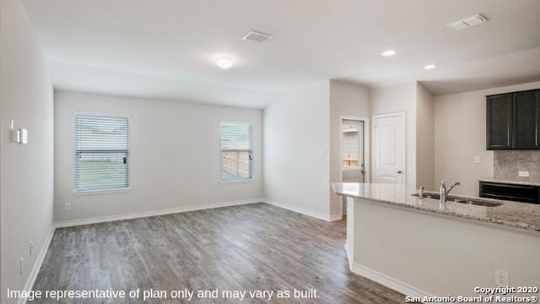 Photo 17 of 60 - 13012 Minuet Sway, San Antonio, TX 78252
