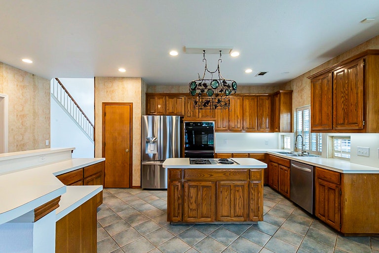 Photo 4 of 28 - 1112 Timbercreek Dr, Allen, TX 75002