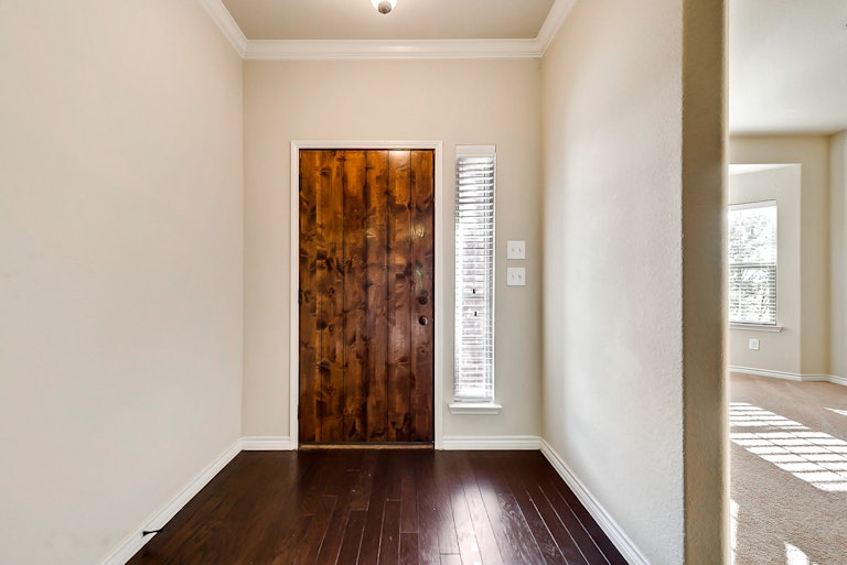 Photo 6 of 26 - 7444 Durness Dr, Fort Worth, TX 76179