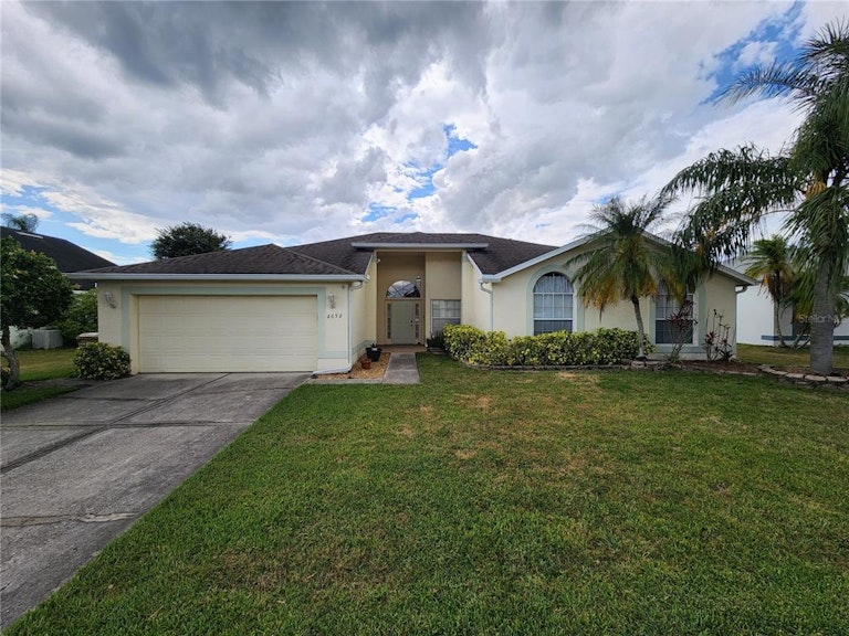 Photo 1 of 34 - 2652 Hawthorne Ln, Kissimmee, FL 34743