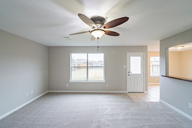 Photo 12 of 31 - 28877 San Bernard River Loop, Spring, TX 77386