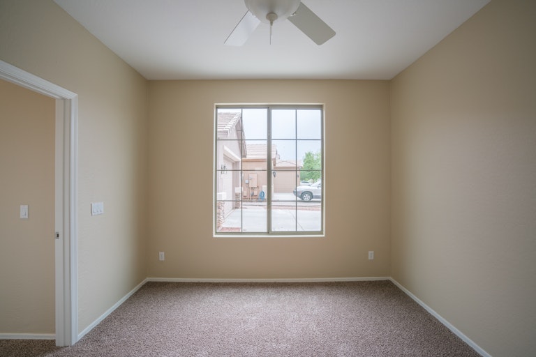 Photo 28 of 32 - 15637 W Yucatan Dr, Surprise, AZ 85379