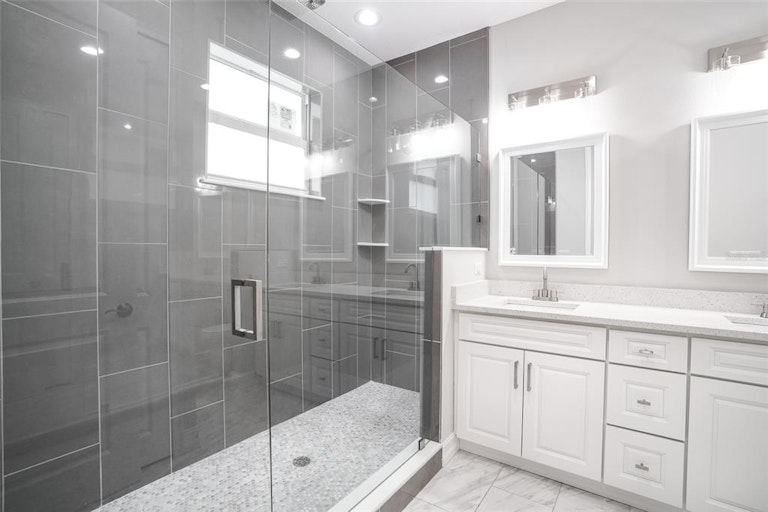 Photo 14 of 24 - 3920 W Crenshaw St, Tampa, FL 33614