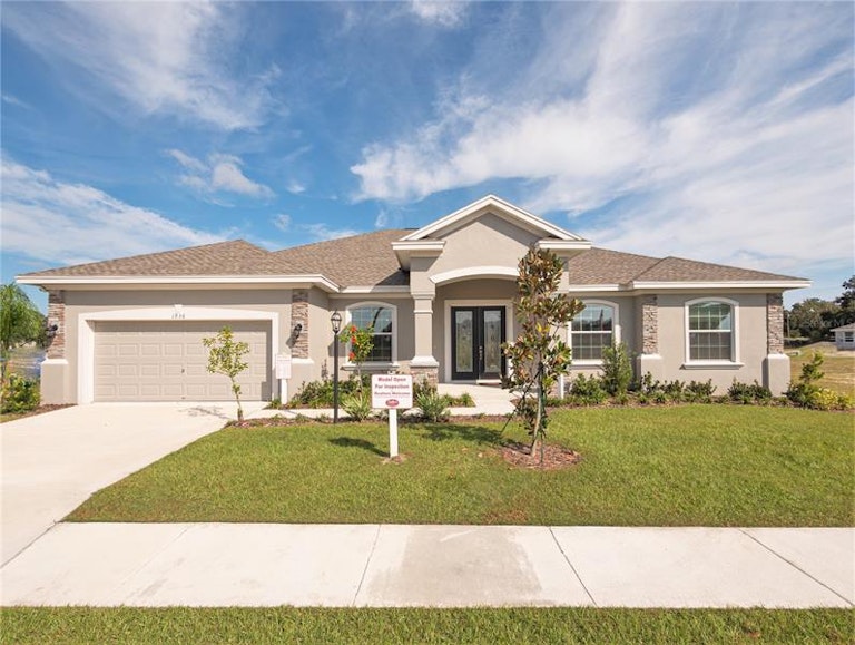 Photo 1 of 10 - 1936 Deep Creek Dr, Lakeland, FL 33810