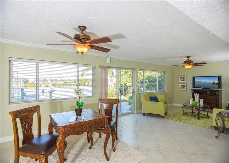 Photo 10 of 25 - 308 La Hacienda Dr, Indian Rocks Beach, FL 33785