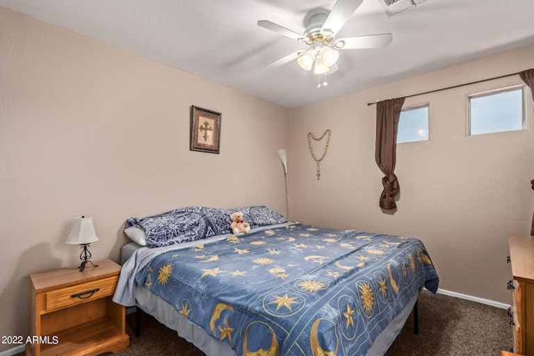 Photo 16 of 28 - 378 W Santa Gertrudis Cir, San Tan Valley, AZ 85143