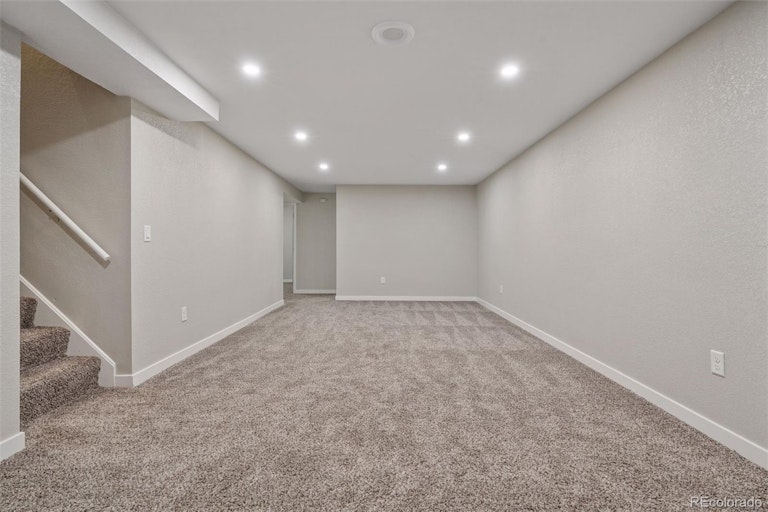 Photo 25 of 35 - 1545 S Chase Ct, Lakewood, CO 80232