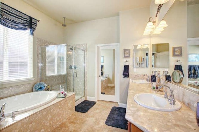 Photo 21 of 37 - 3469 Listan Way, Rancho Cordova, CA 95670