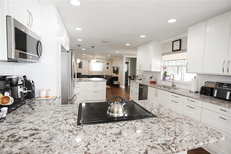 Photo 5 of 34 - 5730 Imperial Ky, Tampa, FL 33615