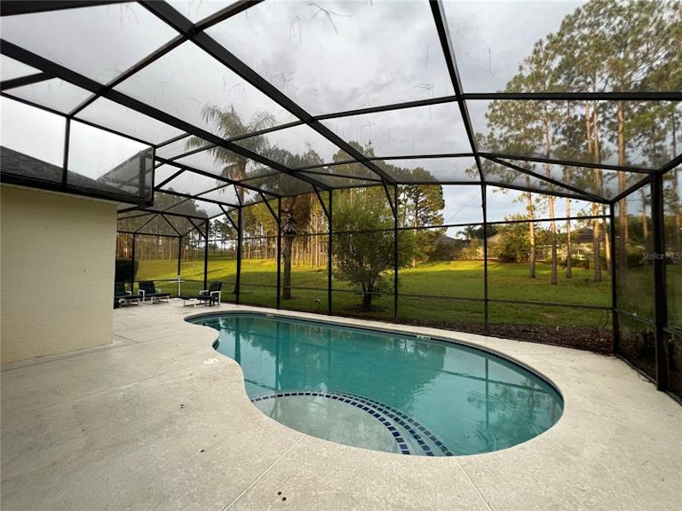 Photo 36 of 43 - 360 Tupelo Cir, Davenport, FL 33897
