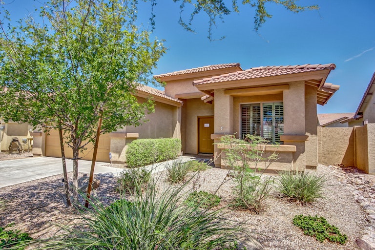 Photo 1 of 20 - 5309 S 33rd Dr, Phoenix, AZ 85041