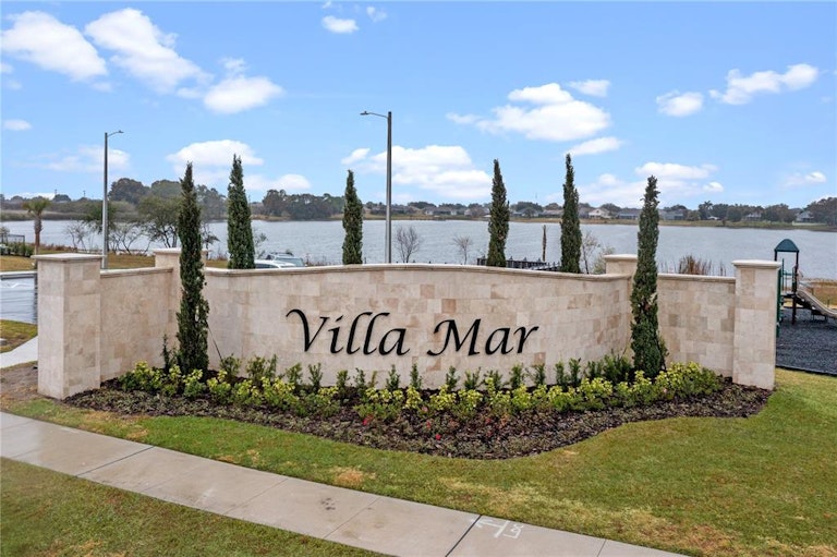 Photo 25 of 26 - 1988 Carnostie Rd, Winter Haven, FL 33884