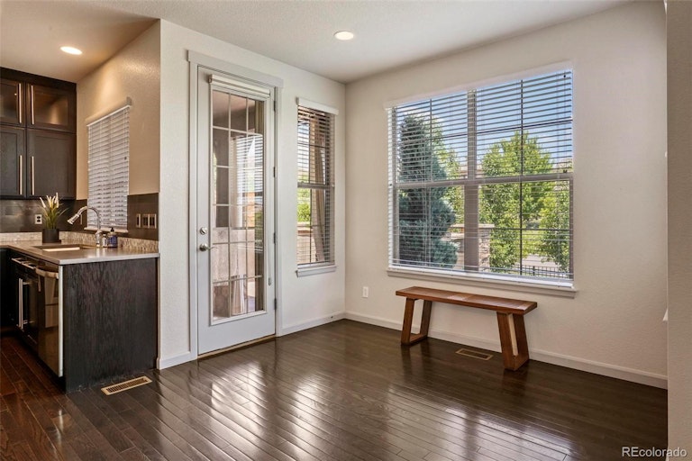 Photo 8 of 40 - 2252 S Loveland St, Denver, CO 80228
