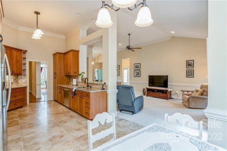 Photo 25 of 36 - 4823 Huddersfield Dr, Harrisburg, NC 28075